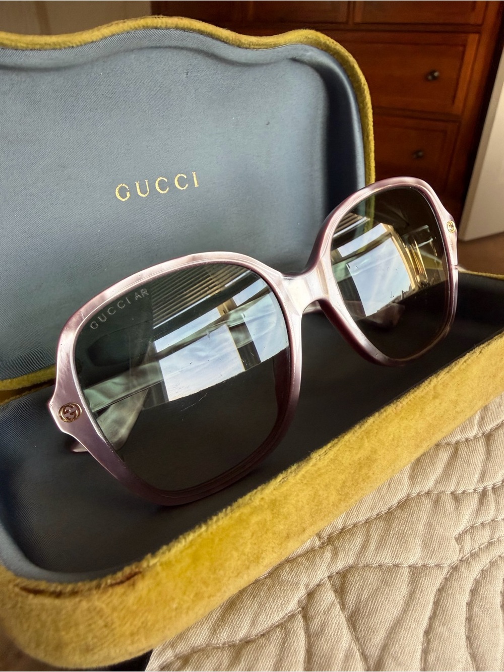 Gucci Women’s Light Pink Gradient Oversized Sunglasses